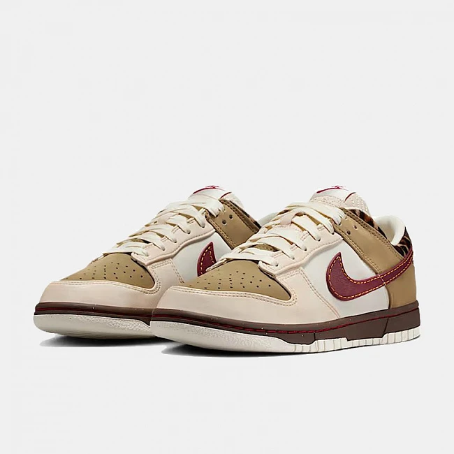 Nike Dunk Low LX Khaki/Red