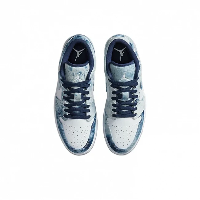 картинка Nike Air Jordan 1 Low Washed Denim магазин Одежда+ являющийся официальным дистрибьютором в России 