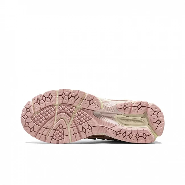 картинка New Balance 1906R 'Lunar New Year' магазин Одежда+ являющийся официальным дистрибьютором в России 