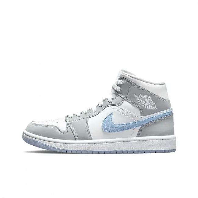 картинка Nike Air Jordan 1 Mid "Wolf Grey Aluminum" магазин Одежда+ являющийся официальным дистрибьютором в России 