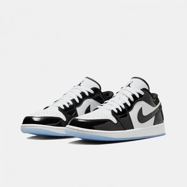 Nike Air Jordan 1 Low SE Concord