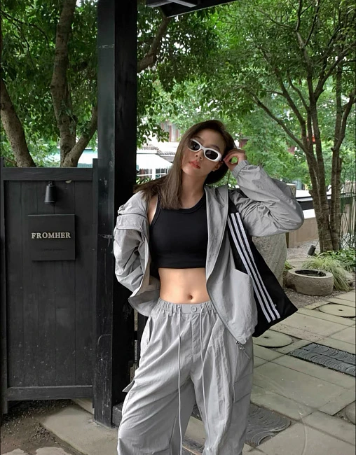 картинка Костюм женский магазин Одежда+ являющийся официальным дистрибьютором в России 