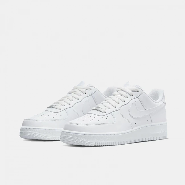 картинка Nike Air Force 1 '07 Triple White магазин Одежда+ являющийся официальным дистрибьютором в России 