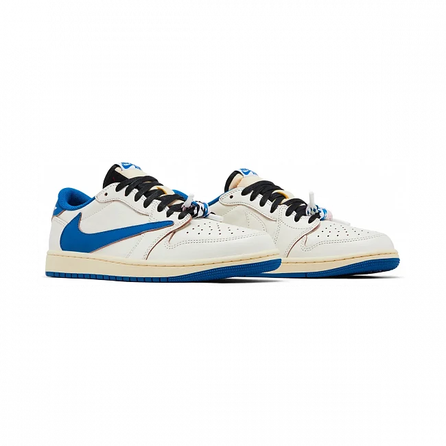 картинка Nike Air Jordan 1 Retro Low OG SP x Fragment Design x Travis Scott Sail Military Blue магазин Одежда+ являющийся официальным дистрибьютором в России 