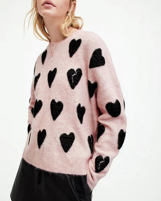 картинка Amora Love Heart Jacquard Brushed Sweater PALE PINK/BLACK магазин Одежда+ являющийся официальным дистрибьютором в России 