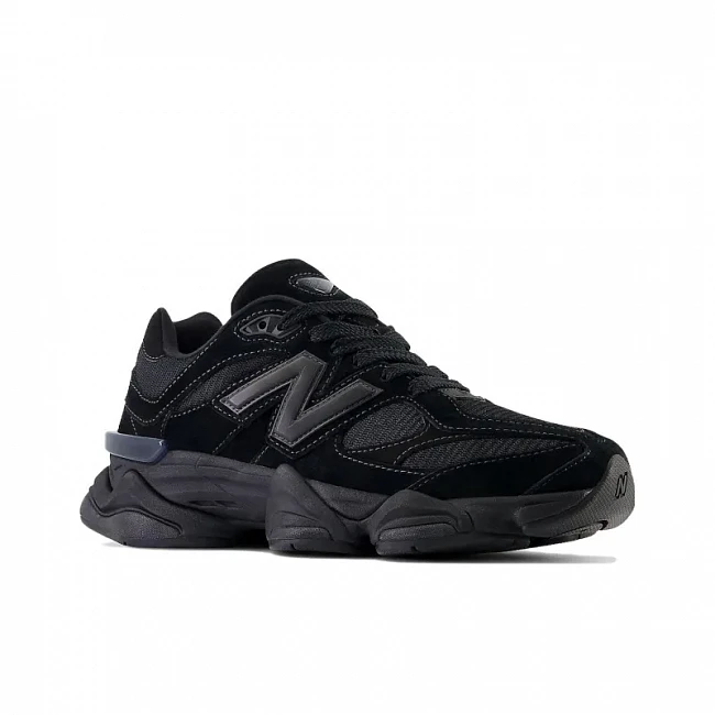картинка New Balance 9060 Triple Black магазин Одежда+ являющийся официальным дистрибьютором в России 