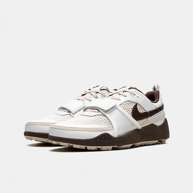 картинка Travis Scott Nike Zoom Field Jaxx Light Chocolate магазин Одежда+ являющийся официальным дистрибьютором в России 