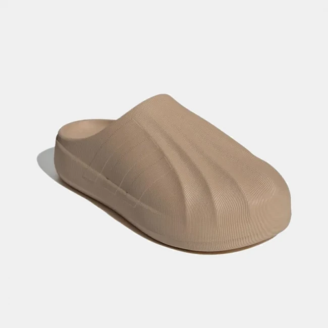 картинка Adidas Superstar Mule AdiFOM Magic Beige магазин Одежда+ являющийся официальным дистрибьютором в России 