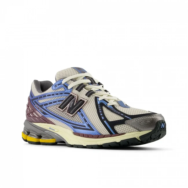 картинка New Balance 1906R Blue Moonbeam магазин Одежда+ являющийся официальным дистрибьютором в России 