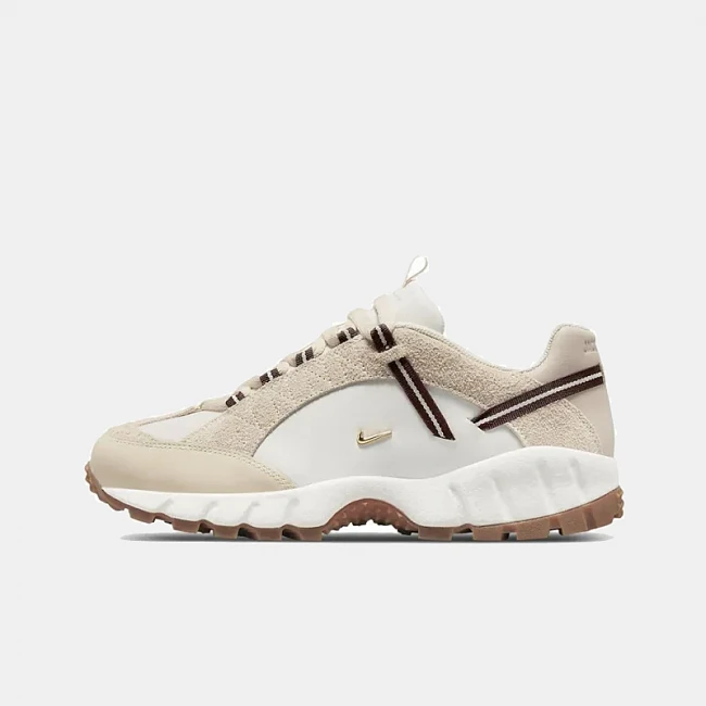 Nike Air Humara LX Jacquemus Light Bone Gold (W)