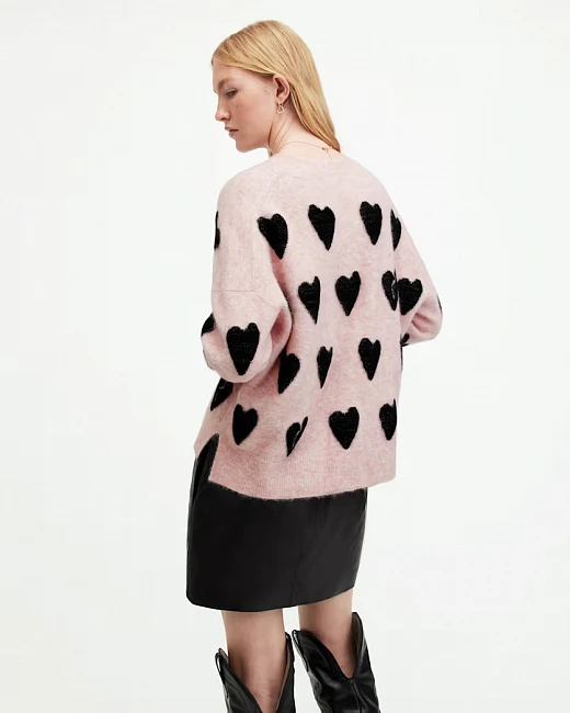 картинка Amora Love Heart Jacquard Brushed Sweater PALE PINK/BLACK магазин Одежда+ являющийся официальным дистрибьютором в России 