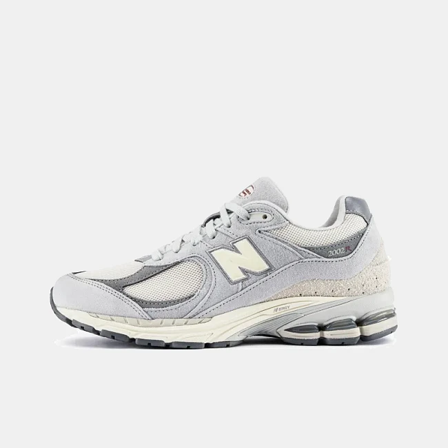 картинка New Balance 2002R Lunar New Year Concrete магазин Одежда+ являющийся официальным дистрибьютором в России 