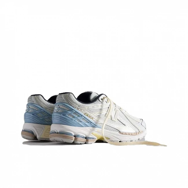 картинка New Balance 1906R Kith White магазин Одежда+ являющийся официальным дистрибьютором в России 