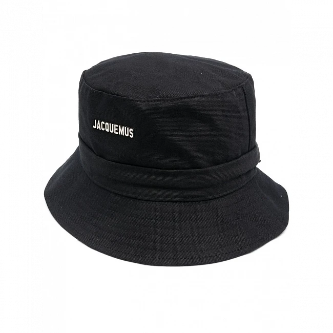 картинка Jacquemus Le Bob Gadjo магазин Одежда+ являющийся официальным дистрибьютором в России 