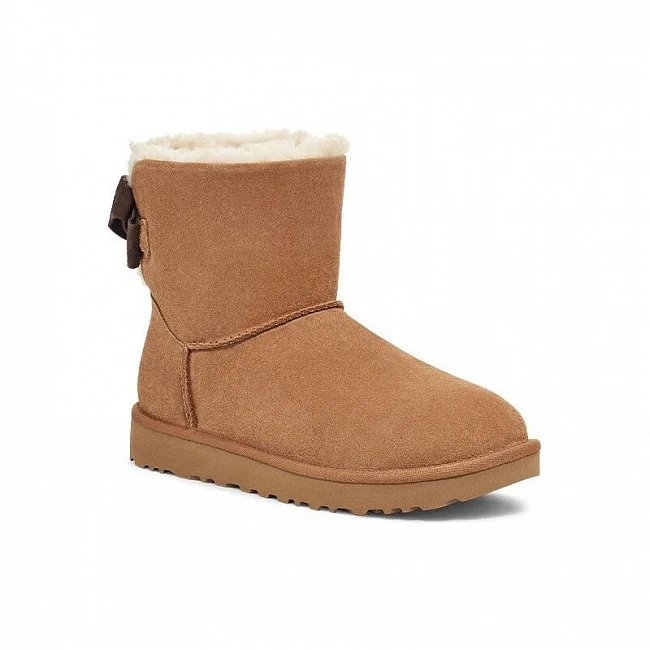 картинка UGG Mini Bailey Suede Bow for Chestnut магазин Одежда+ являющийся официальным дистрибьютором в России 