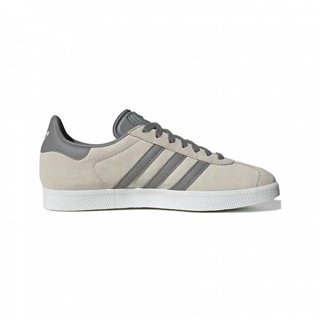 картинка Adidas Gazelle "Ice Grey" магазин Одежда+ являющийся официальным дистрибьютором в России 