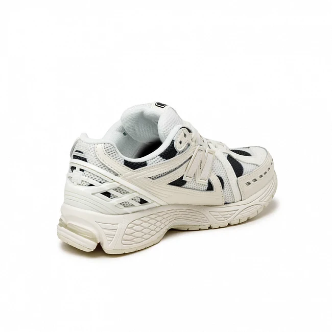 картинка New Balance 1906R Sea Salt магазин Одежда+ являющийся официальным дистрибьютором в России 