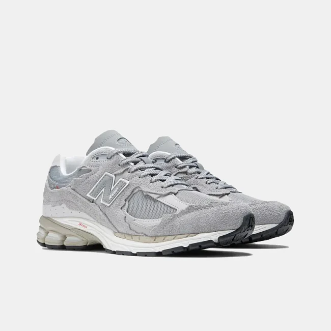 картинка New Balance 2002R Protection Pack Grey магазин Одежда+ являющийся официальным дистрибьютором в России 