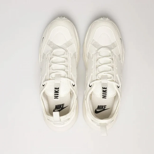 картинка Nike TC 7900 Beige магазин Одежда+ являющийся официальным дистрибьютором в России 