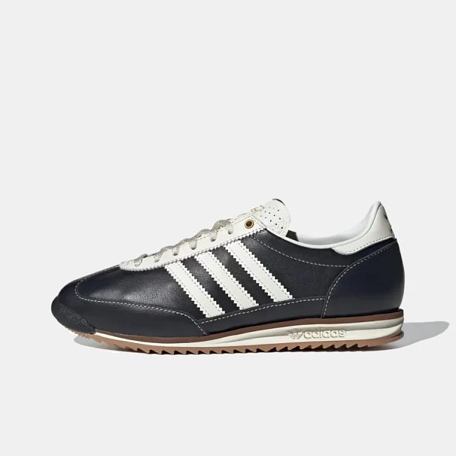 картинка Adidas SL 72 Core Black Leather магазин Одежда+ являющийся официальным дистрибьютором в России 