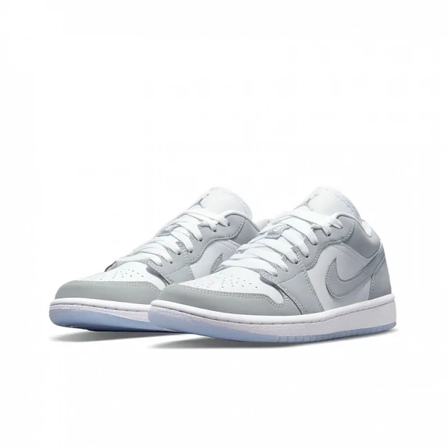 картинка Nike Air Jordan 1 Low WMNS "Wolf Grey" магазин Одежда+ являющийся официальным дистрибьютором в России 