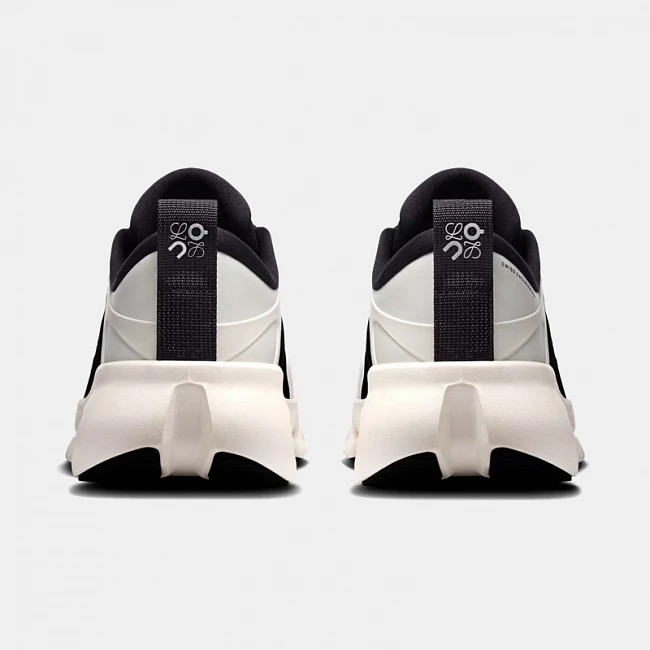 On × LOEWE Cloudsolo Black / Eggshell