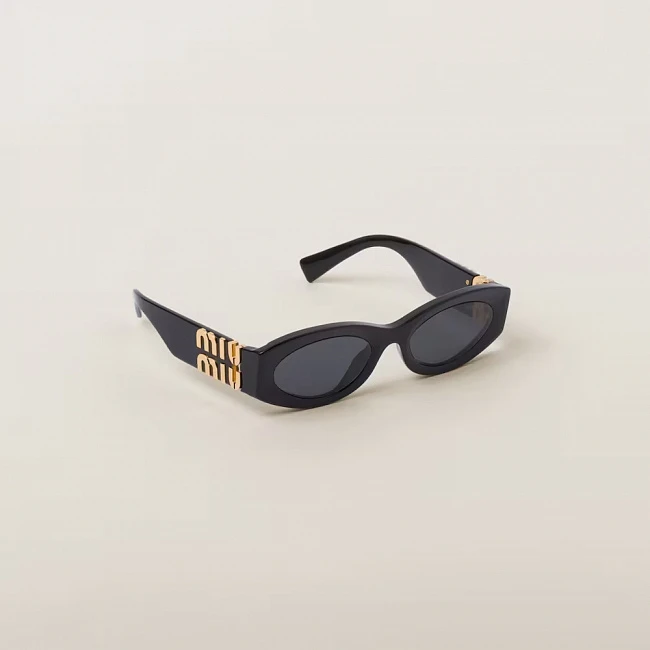 картинка Miu Glimpse sunglasses Slate Gray Lenses магазин Одежда+ являющийся официальным дистрибьютором в России 