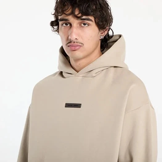 картинка Fear of God Essentials Classic Fleece Hoodie Timber магазин Одежда+ являющийся официальным дистрибьютором в России 