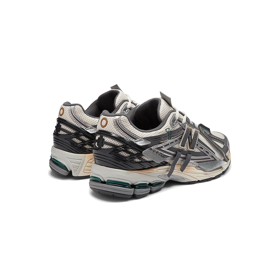New Balance 1906A Silver Metallic