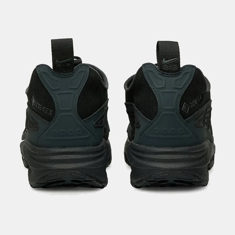 Nike Air Max SNDR GORE-TEX — Black / Dark Smoke Grey